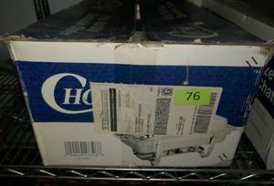 lot 76 image: New in box 8 Qt stackable Chafing set