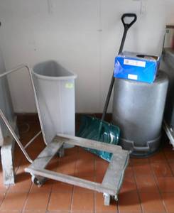 lot 108 image: Cart, garbage cans, shovel and garbage bags