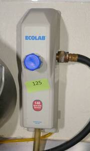 lot 125 image: Ecolab mop bucket dispenser and misc cleaning products