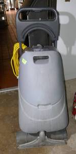 lot 136 image: Advance AquaClean 16ST extractor - works