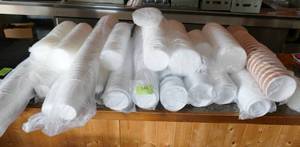 lot 143 image: Lot of styrofoam coffee cups and lids