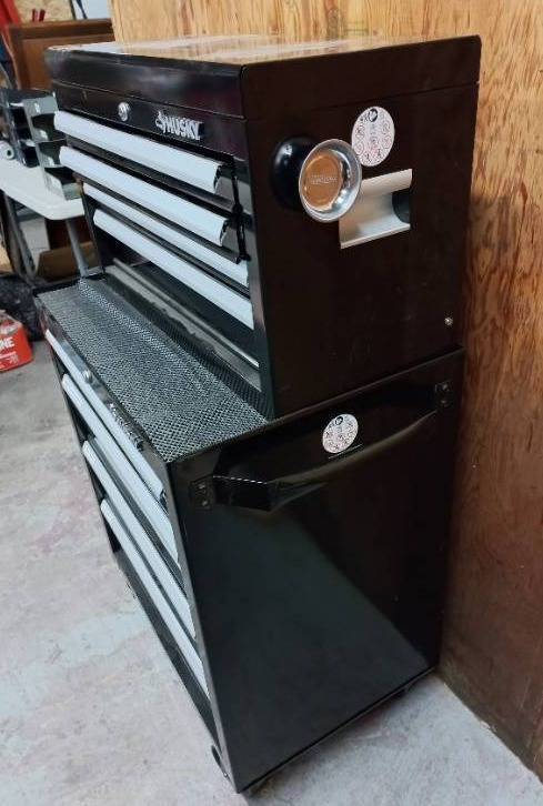 Husky Tool Chest & Rolling Cabinet