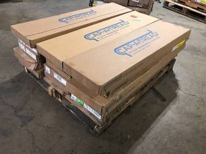 lot 4 image: Pallet of Mixed Cap  A  Thread Flooring Various Sizes and Conditions Customer Returns See Pictures