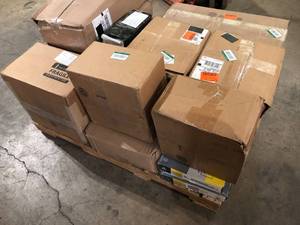 lot 6 image: Pallet of Mixed Flooring Various Models and Conditions Customer Returns See Pictures