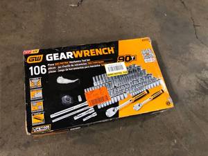 lot 19 image: GEARWRENCH 14 in. and 38 in. Drive 6-Point Standard & Deep SAEMetric 90-Tooth Ratchet and Socket Mechanics Tool Set (106-Piece)  Customer Returns See Pictures