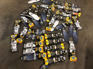 lot 26 image: Lot of Dr. Scholls Shoe Insoles Various Sizes Chargers Customer Returns See Pictures