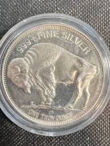 1 TROY OZ .999 FINE SILVER INDIAN BUFFALO ROUND IN AIRTITE