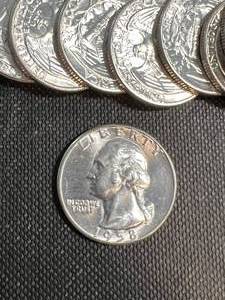 UNCIRCULATED ROLL OF 1958 US SILVER QUARTERS 40 COINS