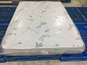 lot 4 image: Brand New Verio 10 Firm Queen Mattress