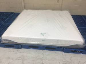 lot 12 image: Brand New Health Care 11.5 Therapy Firm Cooling Gel Memory Foam King Mattress