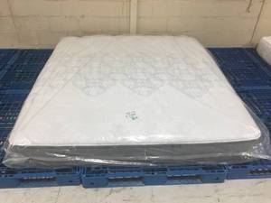 lot 13 image: Brand New 10 Plush King Mattress
