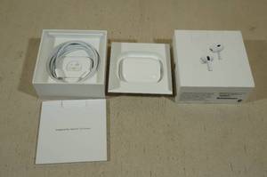 Apple Airpod Pros 2nd Gen with Magasafe Charge Case