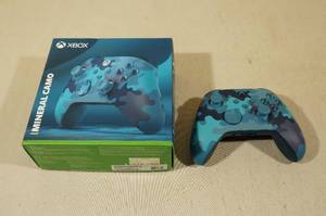 Microsoft XBOX Controller Blue Camo