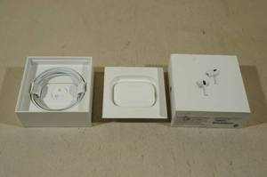 Apple Airpod Pros 2nd Gen with Magsafe Charge Case