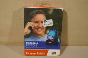 Consumer Cellular Motorola Moto E Prepaid Smart Phone