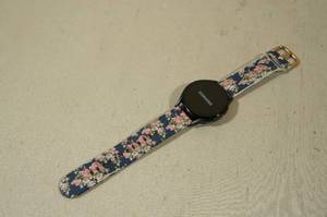 Samsung Galaxy Watch 5 40mm Smartwatch with GPS