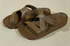 Nuusole Womens Hailey Sandal -Size 7, Bronze
