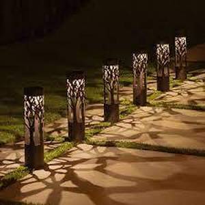 lot 14 image: Tommy Bahama Bollard, 6-Pack