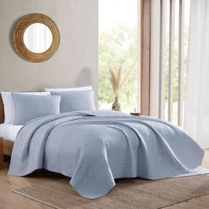 lot 43 image: Social Standard by Sanctuary Recycled Polyester Quilt Set - FullQueen
