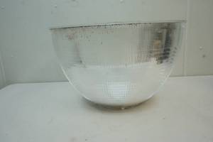 Large light globe