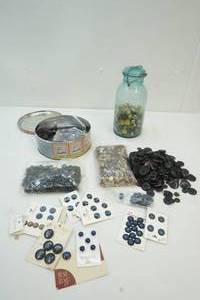 Vintage and antique buttons
