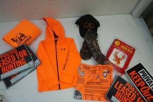 Hunting lot, childs Under Armour and other