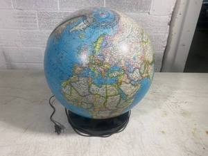 lot 40 image: Soviet Union Era Globe