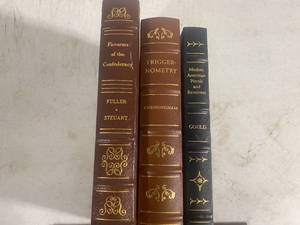 lot 48 image: Vintage NRA Calendar and Books