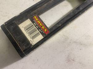 lot 82 image: 2 - 4 Metal Levels
