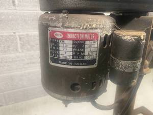 lot 16 image: Chicago Power Tools KFF Tabletop Drill Press
