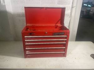 lot 19 image: Craftsman Toolbox