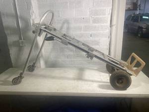 lot 23 image: Uline Convertible Hand Truck Model H-1364