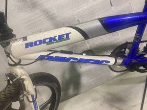 lot 26 image: Pacific Rocket Kids Bike