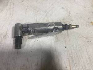 lot 33 image: 2 Air Powered Die Grinders
