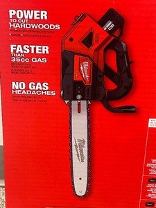 Milwaukee Top-Handle Chainsaw