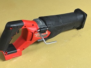Milwaukee M18 Sawzall