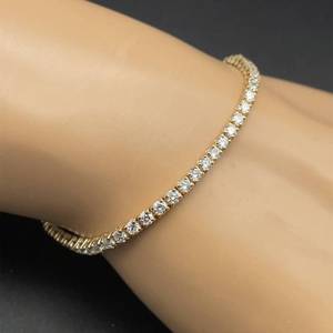 New Timeless 4.00 Carat Straight-Line Diamond Tennis Bracelet in 14k Yellow Gold Retail $7,450 Retail VIDEO