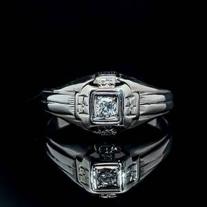 UnisexMensWomens Diamond Solitaire Antique Art Deco Mini-Square Signet Ring in 18k White Gold