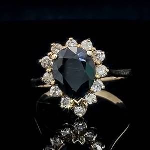 2.86 Carat Blue Sapphire Solitaire & Diamond Pear-Shaped Cluster Cocktail Ring in 14k Yellow Gold - Appraisal Included $1748