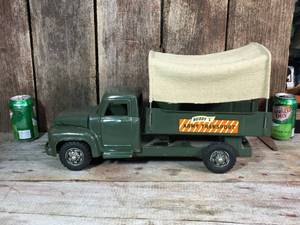 lot 3 image: Vintage Buddy L Armored Transport