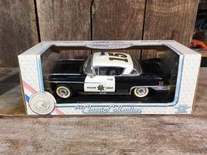 lot 34 image: The Classic Collection 1958 Cadillac Eldorado Seville Police Chief - Diecast