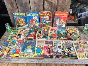 lot 37 image: Group Vintage Comic Books - 10 Cent