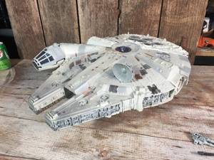 lot 38 image: Star Wars 1995 Millennium Falcon