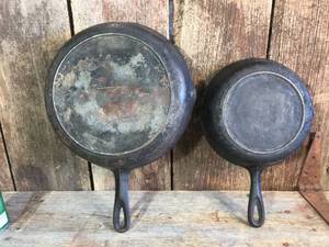 lot 115 image: 2 Vintage BSR Cast Iron Skillets