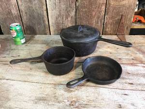 lot 116 image: Vintage Cast Iron Pots - Skillet