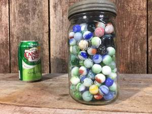 lot 135 image: Quart Jar Vintage Marbles