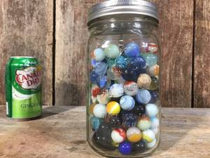 lot 136 image: Quart Jar Vintage Marbles
