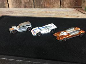 lot 145 image: 3 Vintage Hot Wheels Redlines