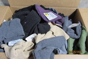 Bulk Womens Mens Caps, Beanies, and Gloves