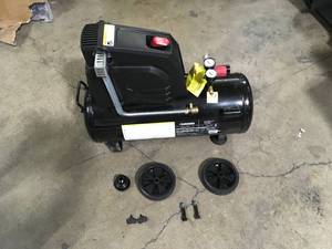 Husky 8G 150 PSI Hotdog Air Compressor Customer Returns See Pictures
